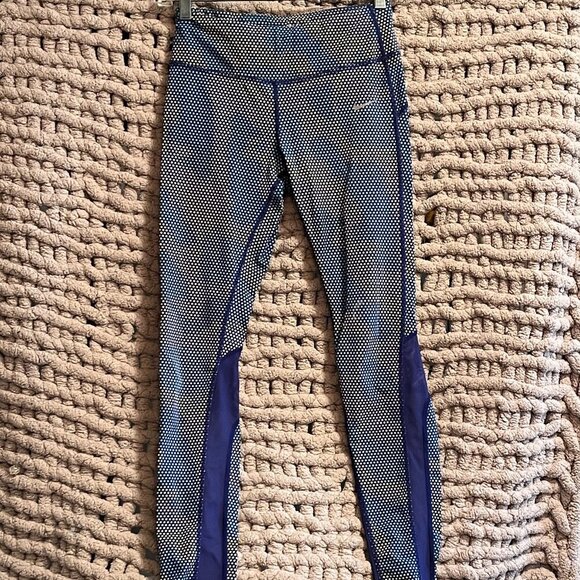 Nike Woman's Athletic Blue and White Polka Dot Dri - Fit Leggings - Size Small - Picture 2 of 12